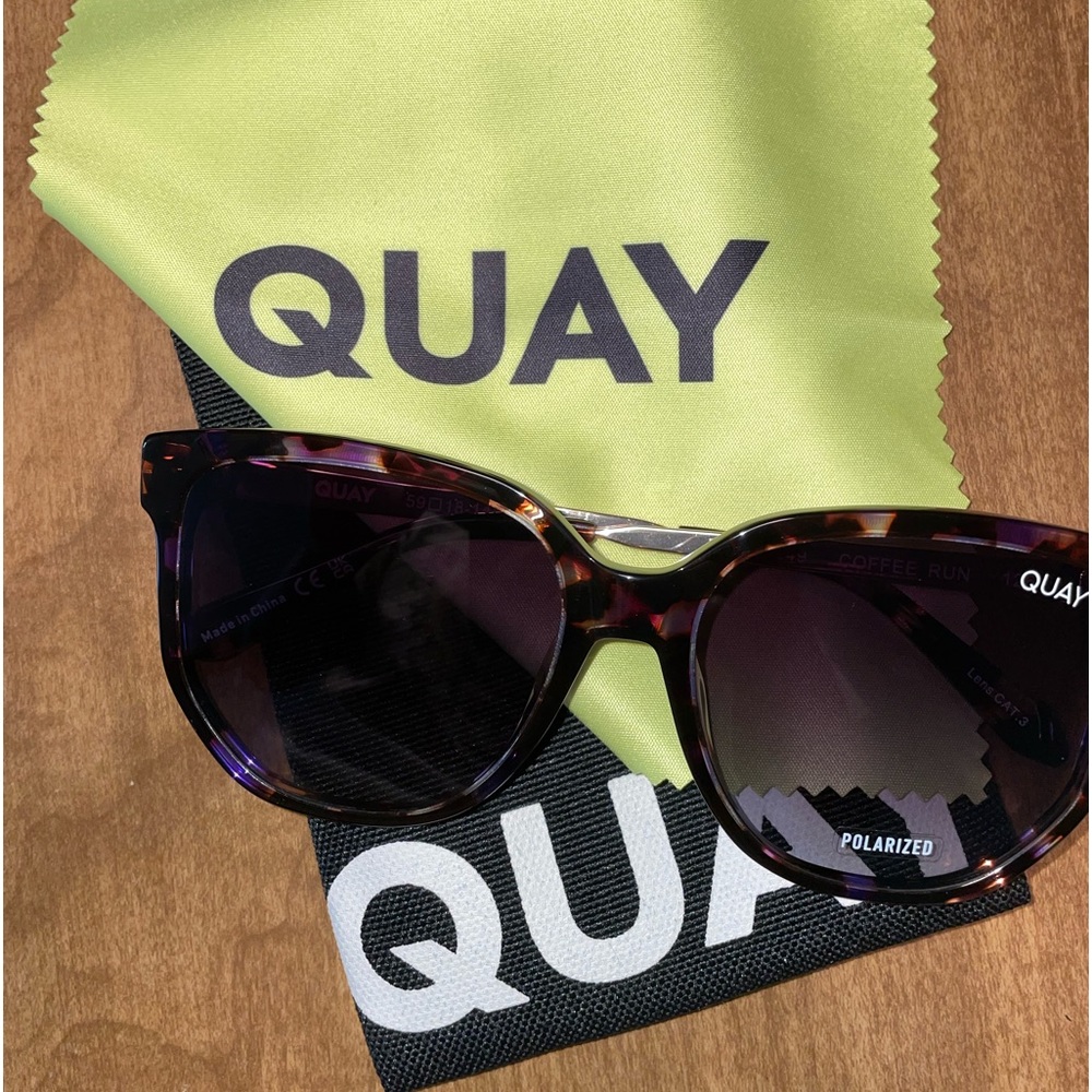 Quay Australia “Coffee Run” purple tortoiseshell extra large polarized sunnies
